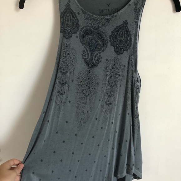 Soft and sexy paisley tank - Picture 2 of 2